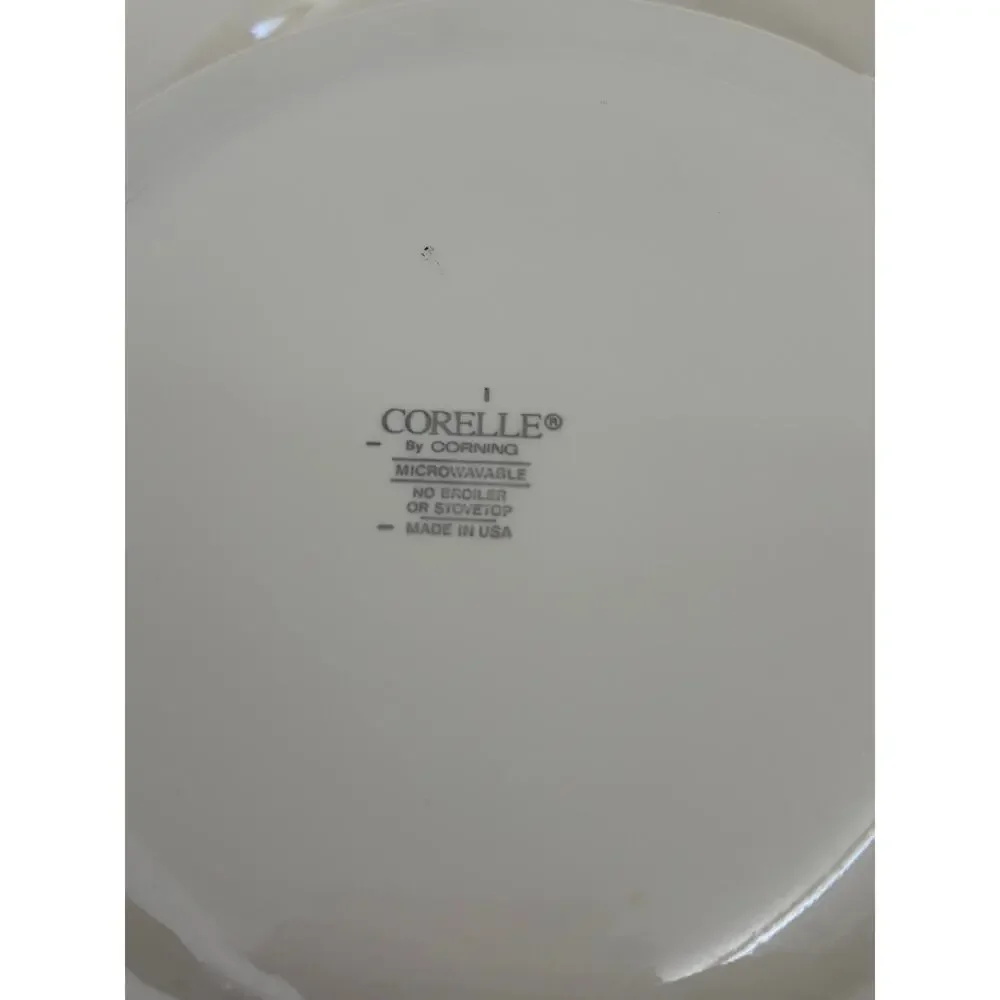 Vintage Corelle by Corning sandstone cream 7.25